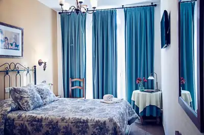 Habitaciones · 06